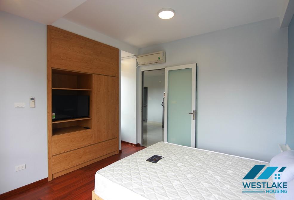 One bedroom apartment for rent in Au Co street, Tay Ho district.