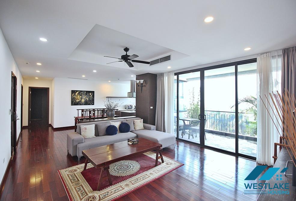 High floor (7th) apartment with lake view for rent in Dang Thai Mai st, Tay Ho