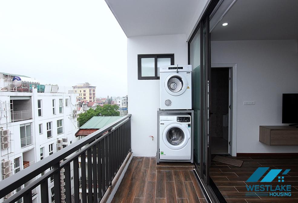 High floor and bright 1 bedroom apartment for rent in To Ngoc Van st, Tay Ho