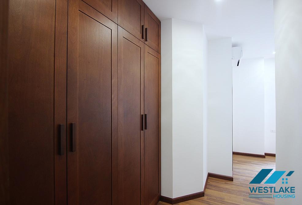 Nice 02 bedroom for rent in Tay Ho area, Ha Noi City