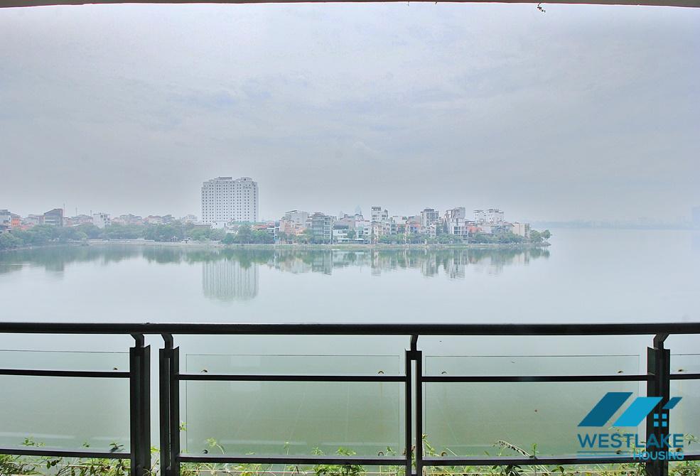 Lake view 02 bedrooms apartment (5th floor) for rent in Quang An st, Tay Ho