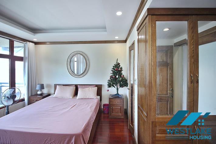 One nice bedroom on the 7th floor for rent in Quang An st, Tay Ho