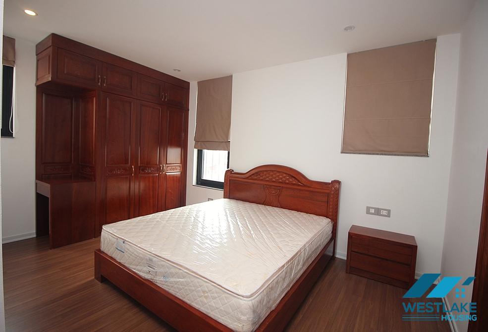 High-floor four bedrooms apartment for rent in Tay Ho, Ha Noi