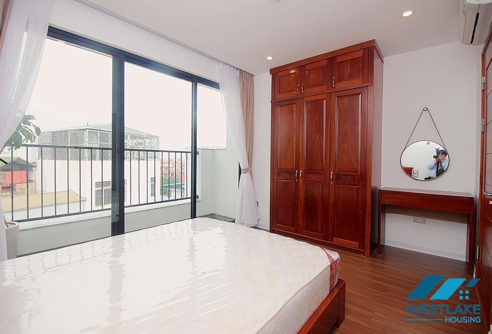 High-floor four bedrooms apartment for rent in Tay Ho, Ha Noi