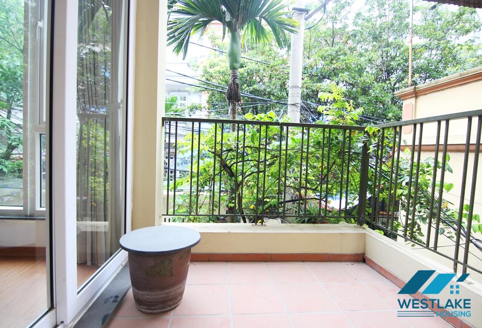 A cozy studio for rent in Nhat chieu, Tay ho