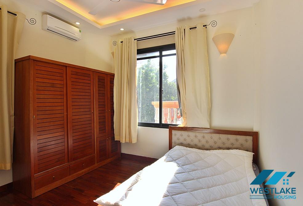 Lake view 02 bedrooms and 01 working room for rent in Quang Khanh st, Tay Ho District