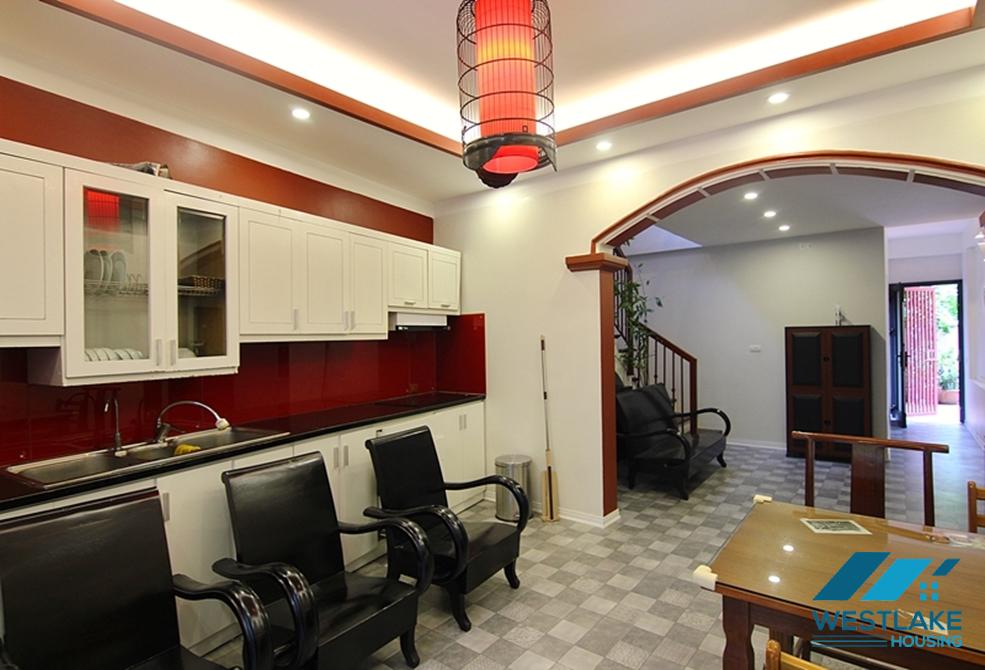 Căn hộ duplex 2 phòng ngủ có sân cho thuê tại Ngọc Thụy Long Biên