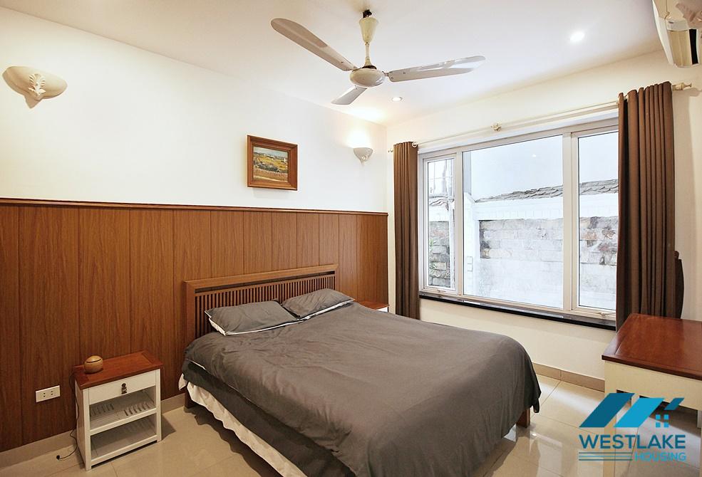 A good 2 bedroom apartment in Quang an, Tay ho