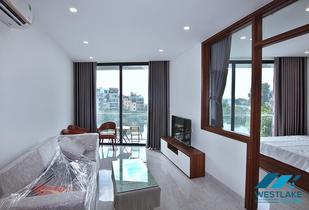 Newly renovated apartment with lake view balcony in Yen Phu, Tay Ho