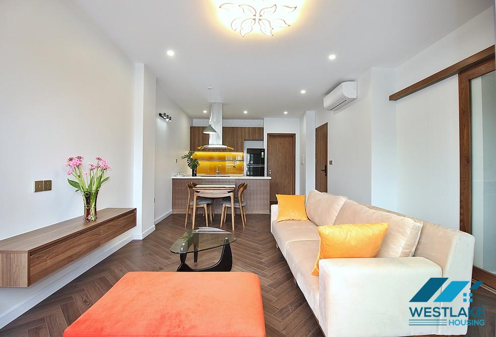 Lake view and brand new 1 bedroom and 1 working room for rent in Tay Ho, Ha Noi