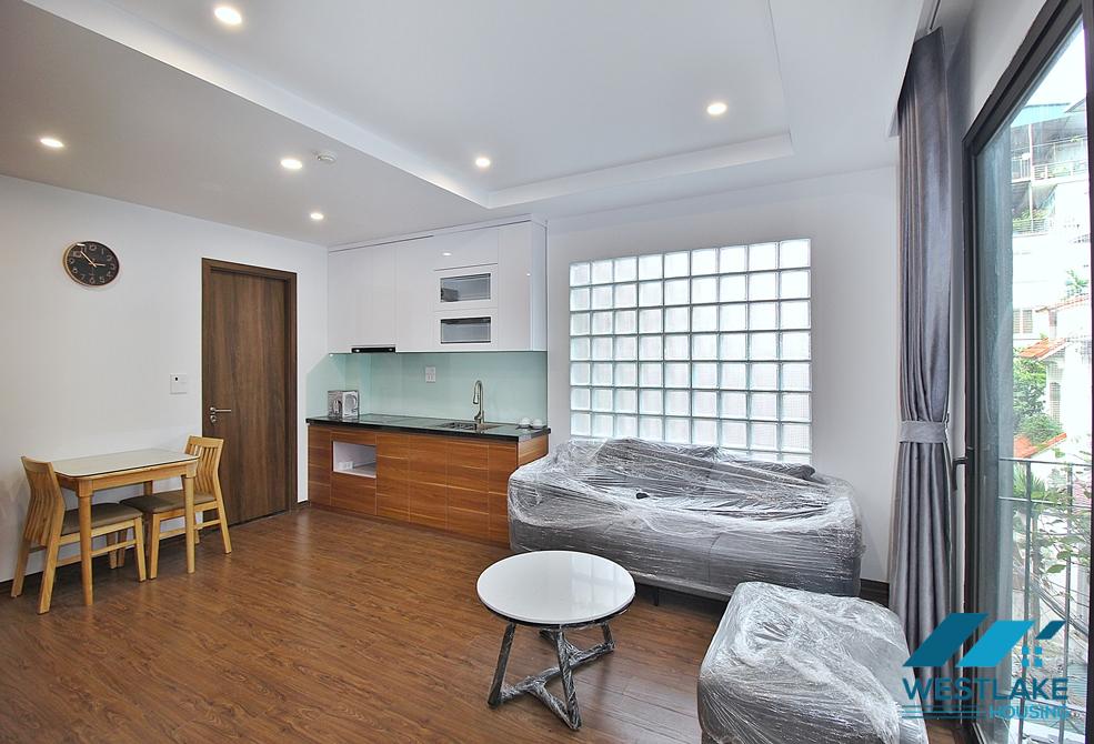 A new 1 bedroom apartment for rent in Xuan Dieu, Tay Ho