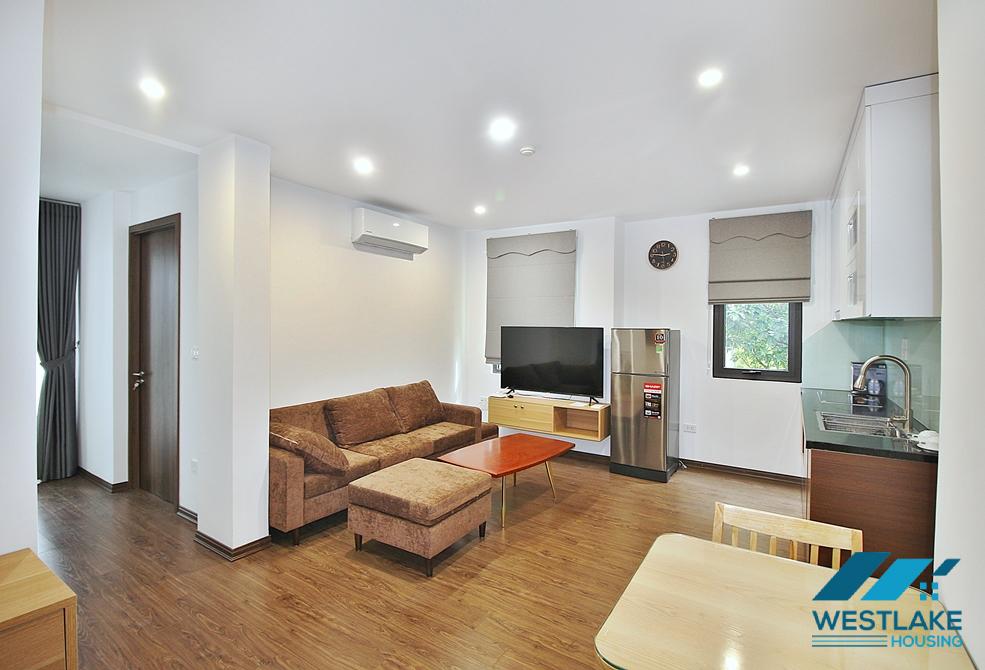 Brand new and bright one bedroom apartment for rent in Xuan Dieu st, Tay Ho