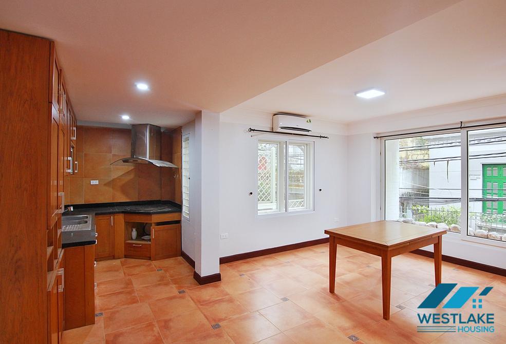 Renovated coner 4 bedrooms house for rent in Dang Thai Mai st, Tay Ho