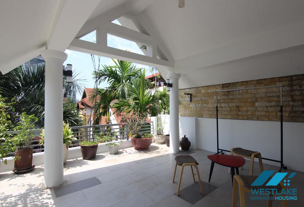 Lovely house with court-yard for rent in Dang Thai Mai st, Tay Ho