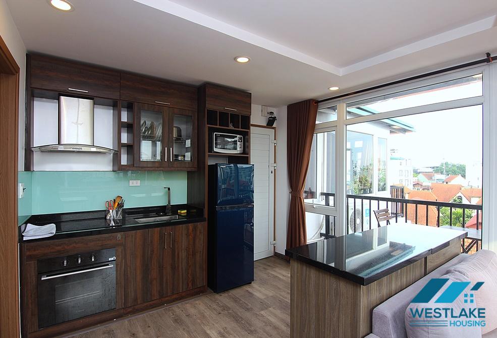 Nice balcony 1 bedroom apartment for rent in Tay ho