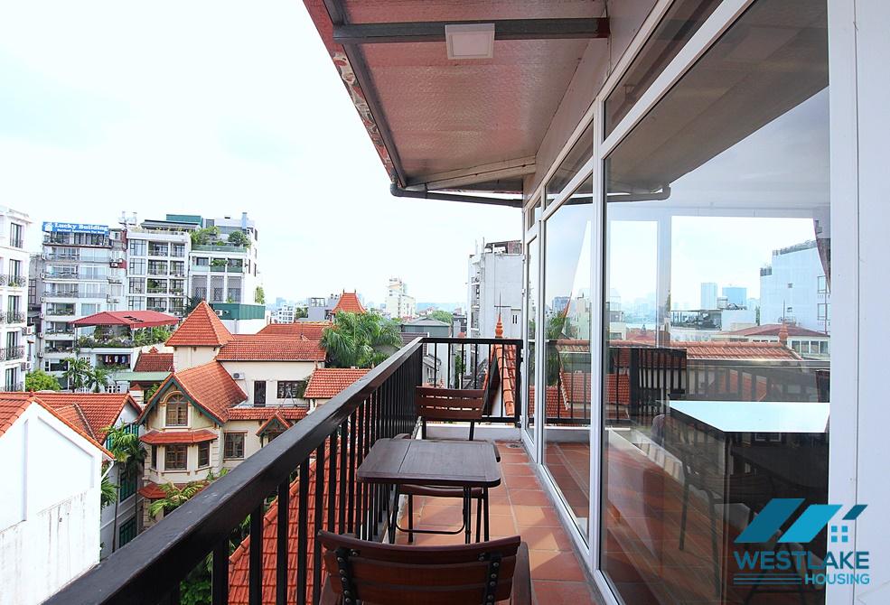 Nice balcony 1 bedroom apartment for rent in Tay ho