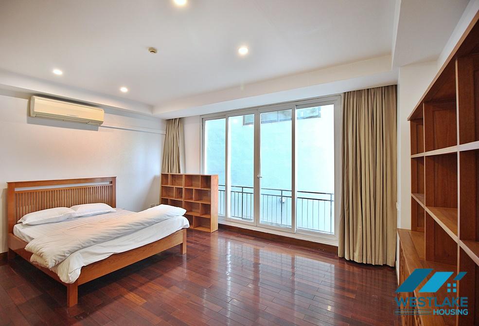 Lake view 03 bedrooms apartment with big balcony for leasing in Tay Ho area