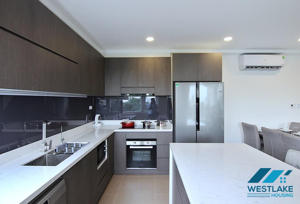 Brand new and modern 3 bedroom apartment for rent in To ngoc van, Tay Ho, Ha Noi