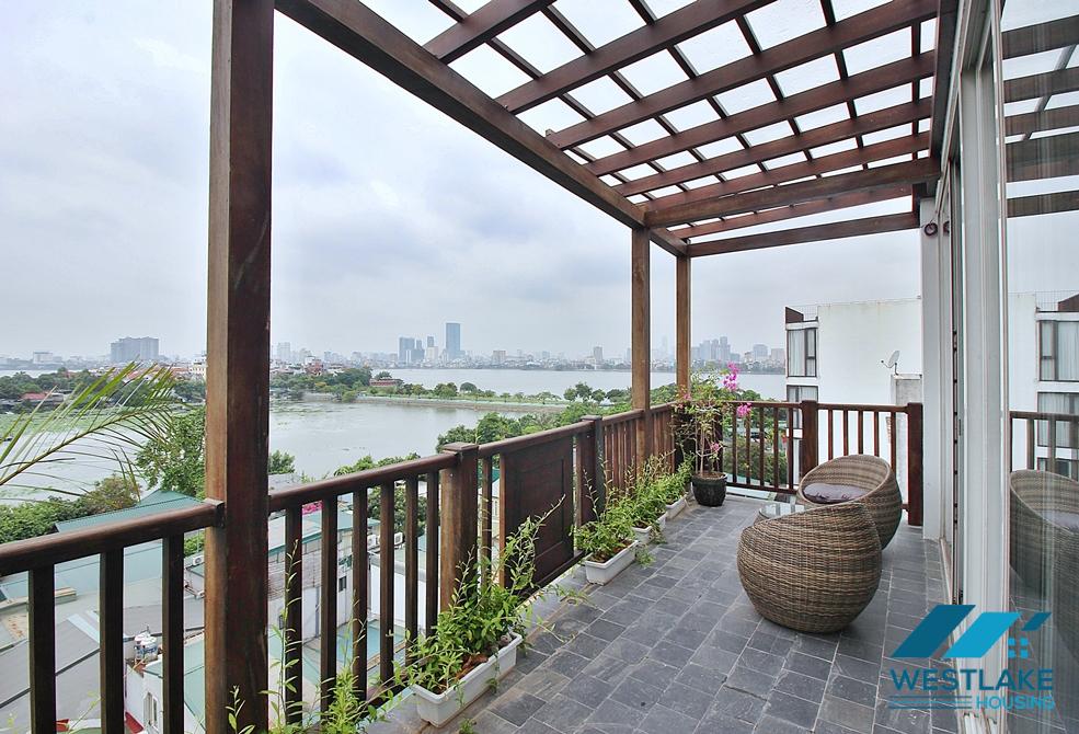 High-end 3 bedrooms apartment with lake view for rent in Dang Thai Mai st, Tay Ho