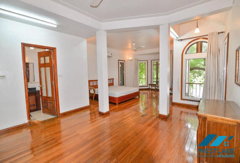 Lakeside masion with incredible lakeview and terrace for rent in Tay Ho