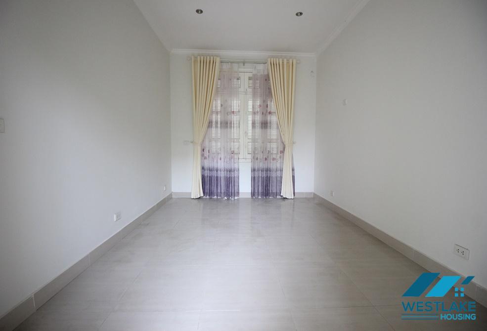 A beautiful unfurnished villa for rent in Ciputra, T Block