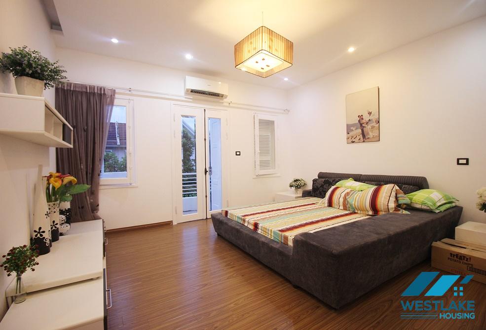 Bright house for rent in T8 Block, Ciputra, Ha Noi