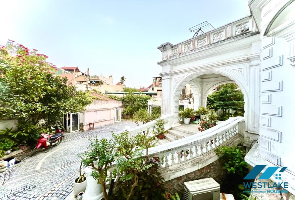 Big house and garden for rent in Ngoc Thuy st, Long Bien district.