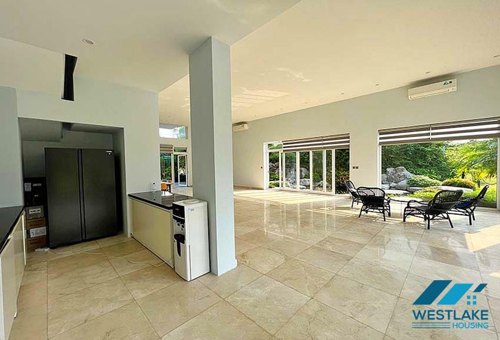 A grand, gorgeous villa for rent in Q Block, Ciputra