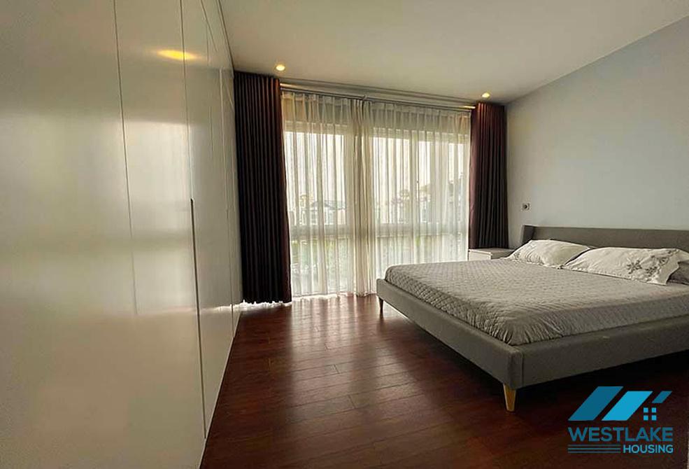 A grand, gorgeous villa for rent in Q Block, Ciputra