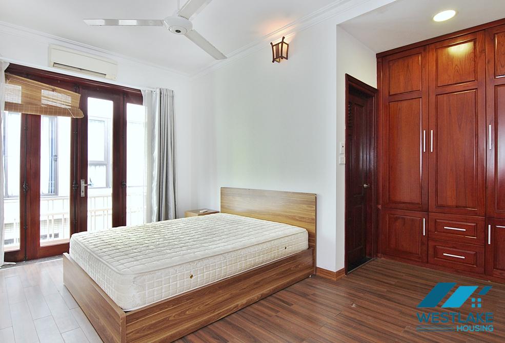 Bright 5 bedrooms house for rent in Tay Ho, Ha Noi