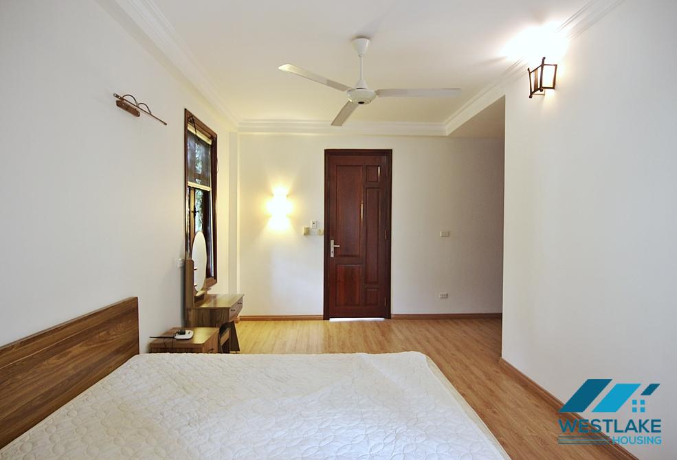 Bright 5 bedrooms house for rent in Tay Ho, Ha Noi