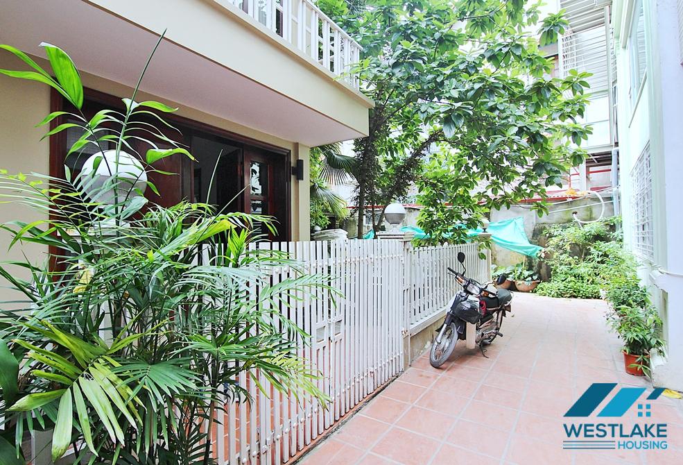 Bright 5 bedrooms house for rent in Tay Ho, Ha Noi