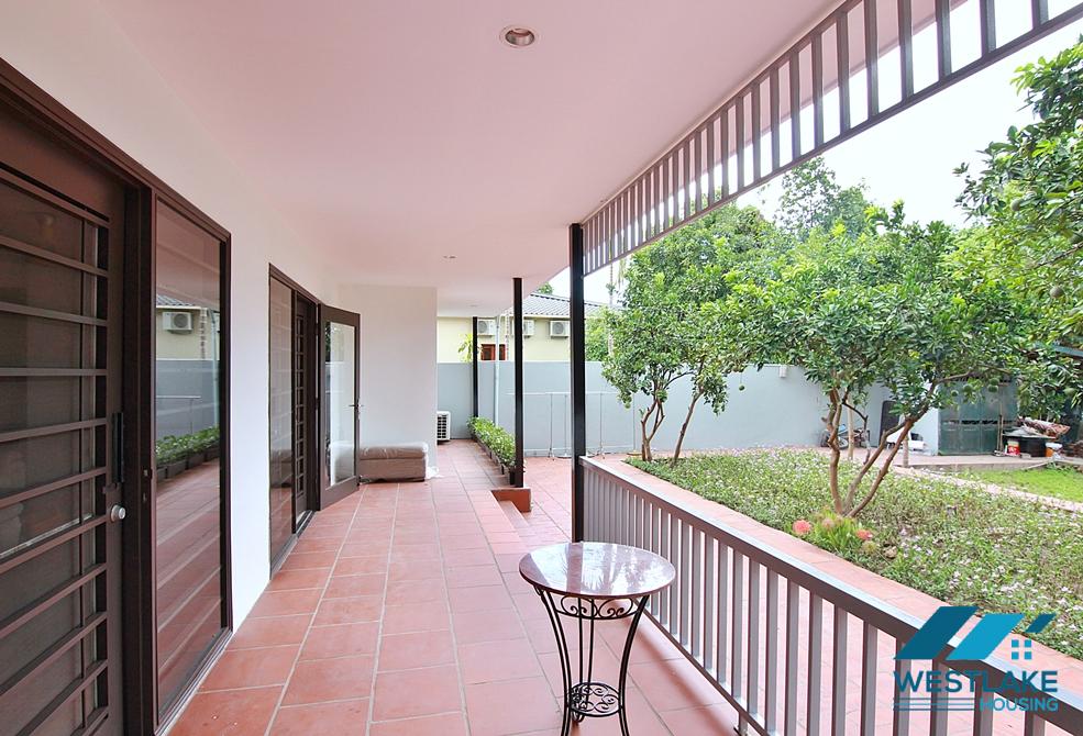 A radiance modern single- story bungalow, 3 bedroom for rent in Tay Ho