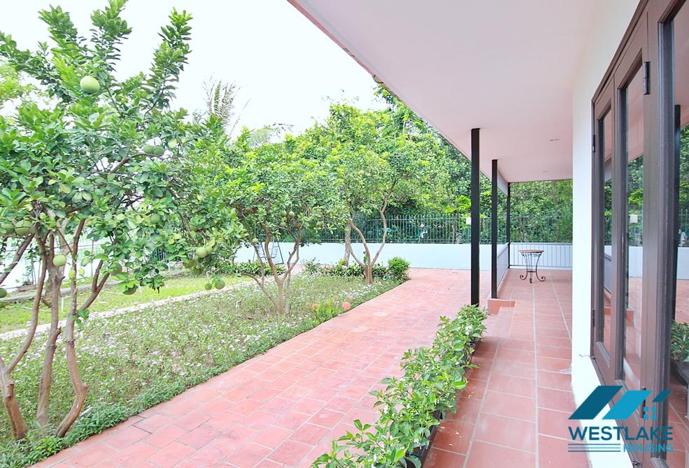 A radiance modern single- story bungalow, 3 bedroom for rent in Tay Ho