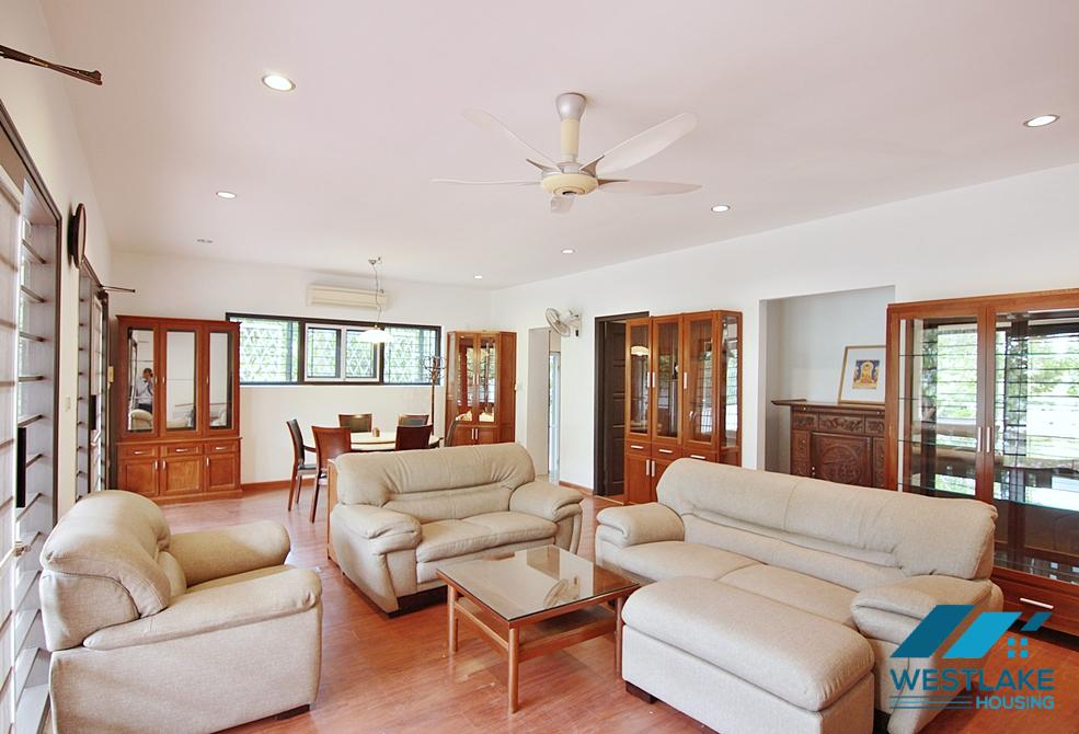 A radiance modern single- story bungalow, 3 bedroom for rent in Tay Ho