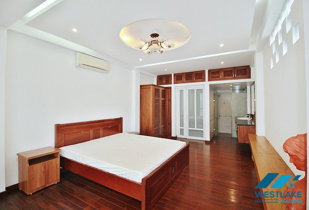 Bright three bedrooms house for rent in Tay Ho, Ha Noi