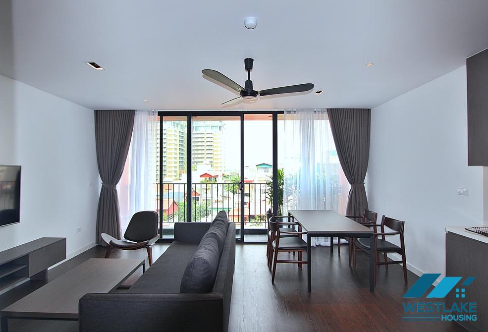  Lake view 2 bedrooms apartment for rent in Xuan Dieu, Tay Ho