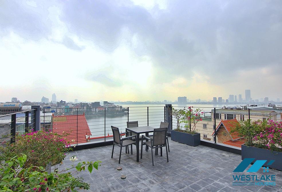 Lake view 2 bedrooms apartment for rent in Xuan Dieu, Tay Ho