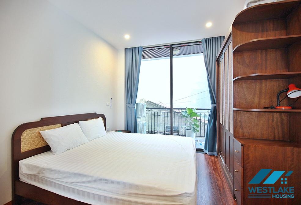 Duplex 2-bedroom apartment for rent in Lac Long Quan st, Tay Ho district.