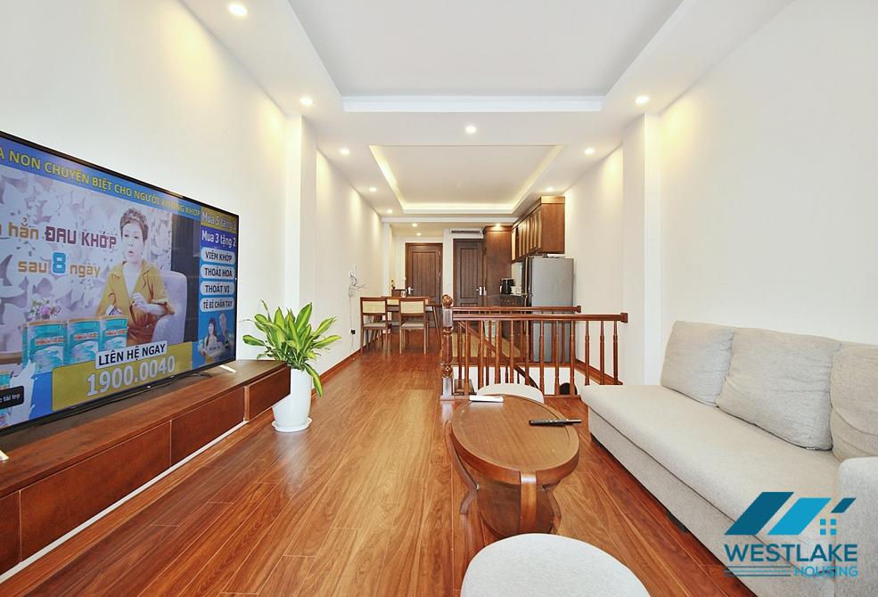 Duplex 2-bedroom apartment for rent in Lac Long Quan st, Tay Ho district.