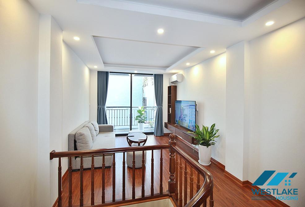 Duplex 2-bedroom apartment for rent in Lac Long Quan st, Tay Ho district.