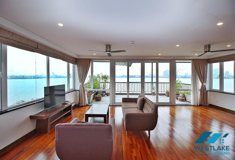 Penthouse apartment for rent with stunning lake view on Quang Khanh, Tay Ho