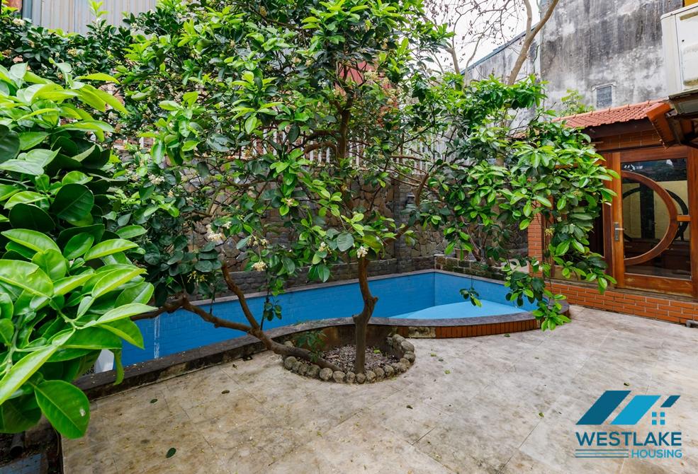 A Nice House with Feng Shui garden for rent in Au Co, Tay Ho