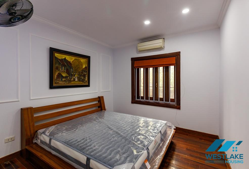 A Nice House with Feng Shui garden for rent in Au Co, Tay Ho