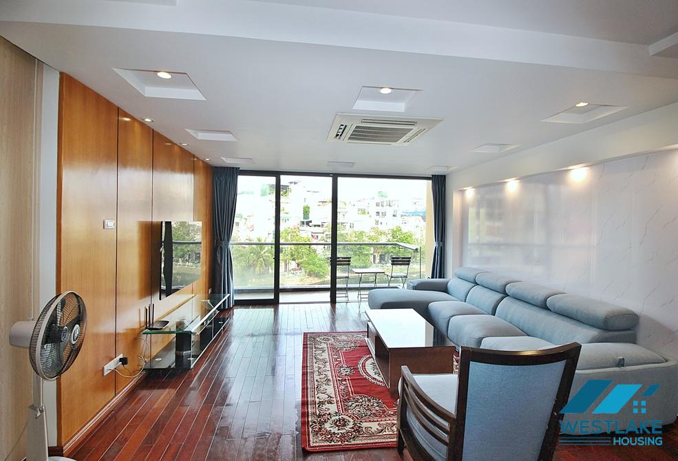 Lake view 3 bedroom apartment for rent in Yen Phu st, Tay Ho district