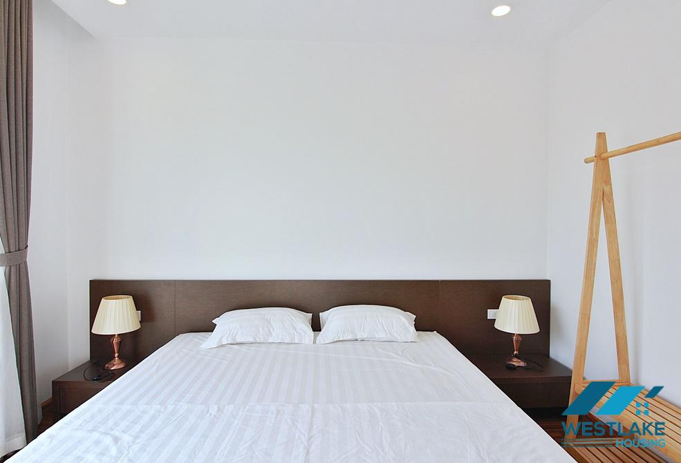 A nice and bright 2 bedroom apartment for lease in To ngoc van