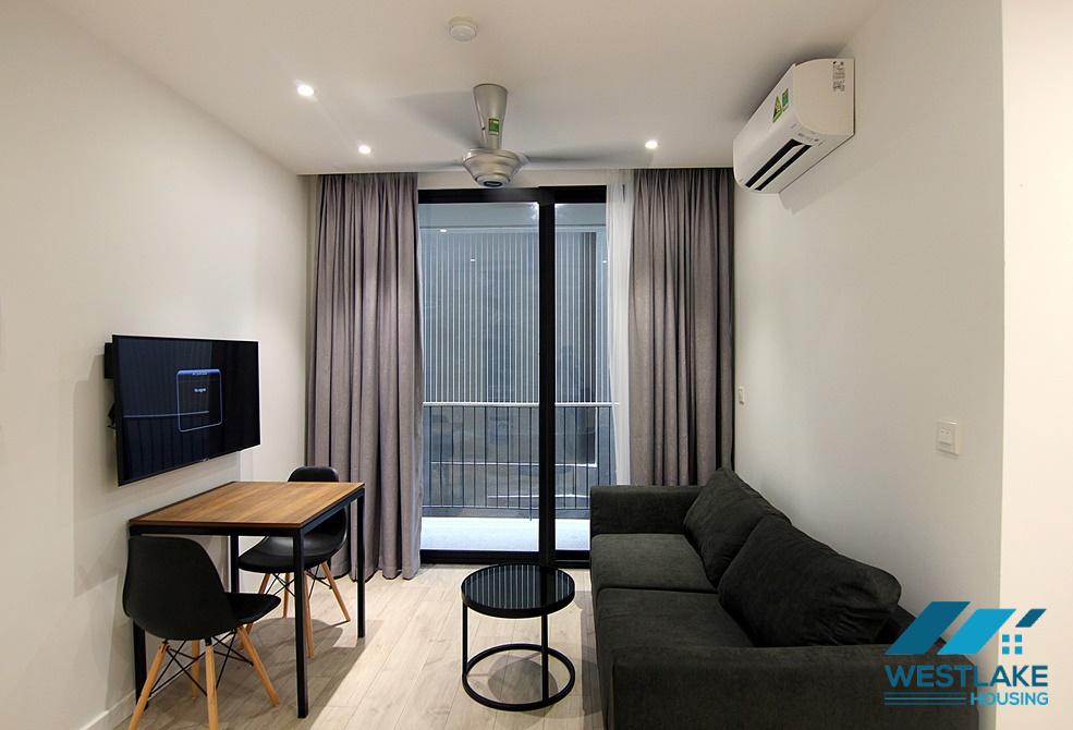 A high quality 1 bedroom apartment in To ngoc van, Tayho