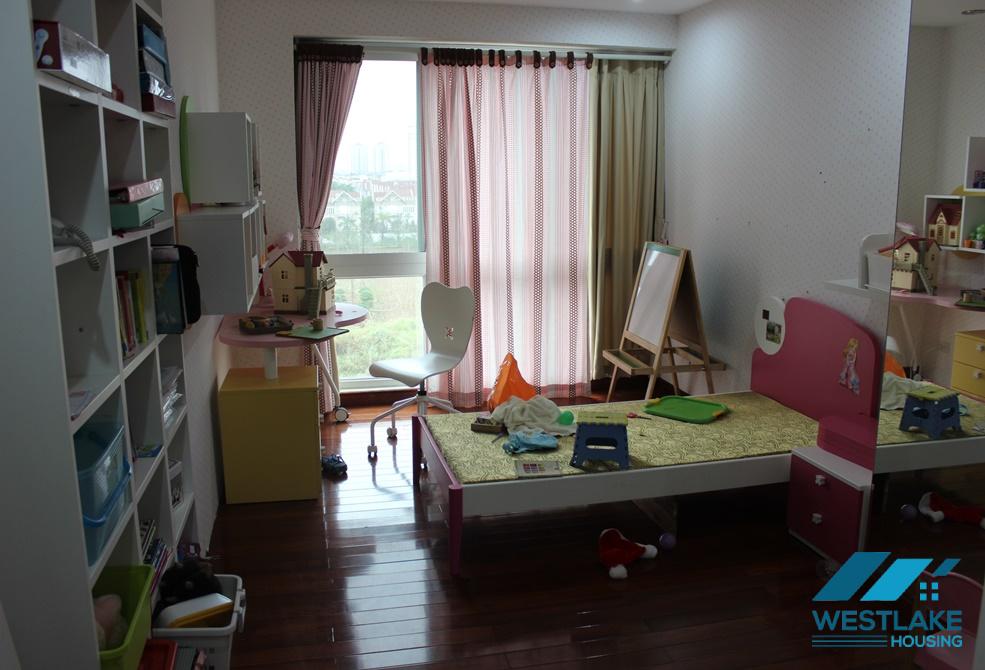 Big size apartment with 3 bedrooms for rent in Ciputra, P1 Tower