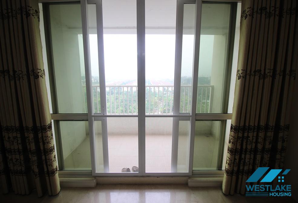 A good, lovely apartment for rent in P1 tower, Ciputra complex, Tay Ho