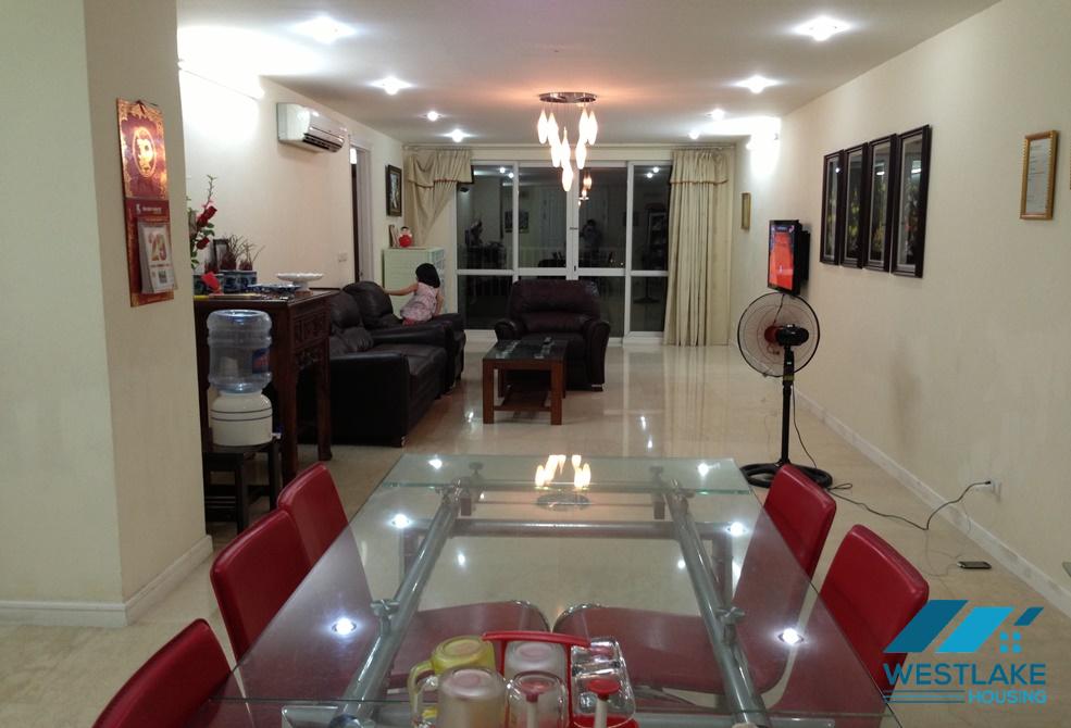 A cosy apartment for rent in P1 Tower, Ciputra, Ha Noi